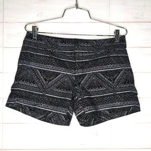 American Eagle Outfitters Black and White Patterned Women Shorts